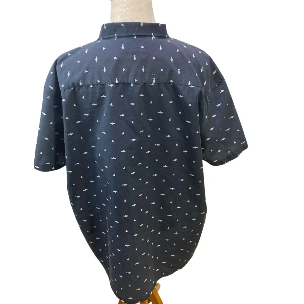 MOLOKAI SURF Men's 3XL Navy Blue Shark‎ Sailboat Short Sleeve Button Down Shirt
